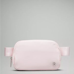 Everywhere Belt Bag 1L - Pink
